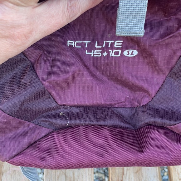 Deuter women’s hiking pack 45-10 SL - Picture 2 of 7